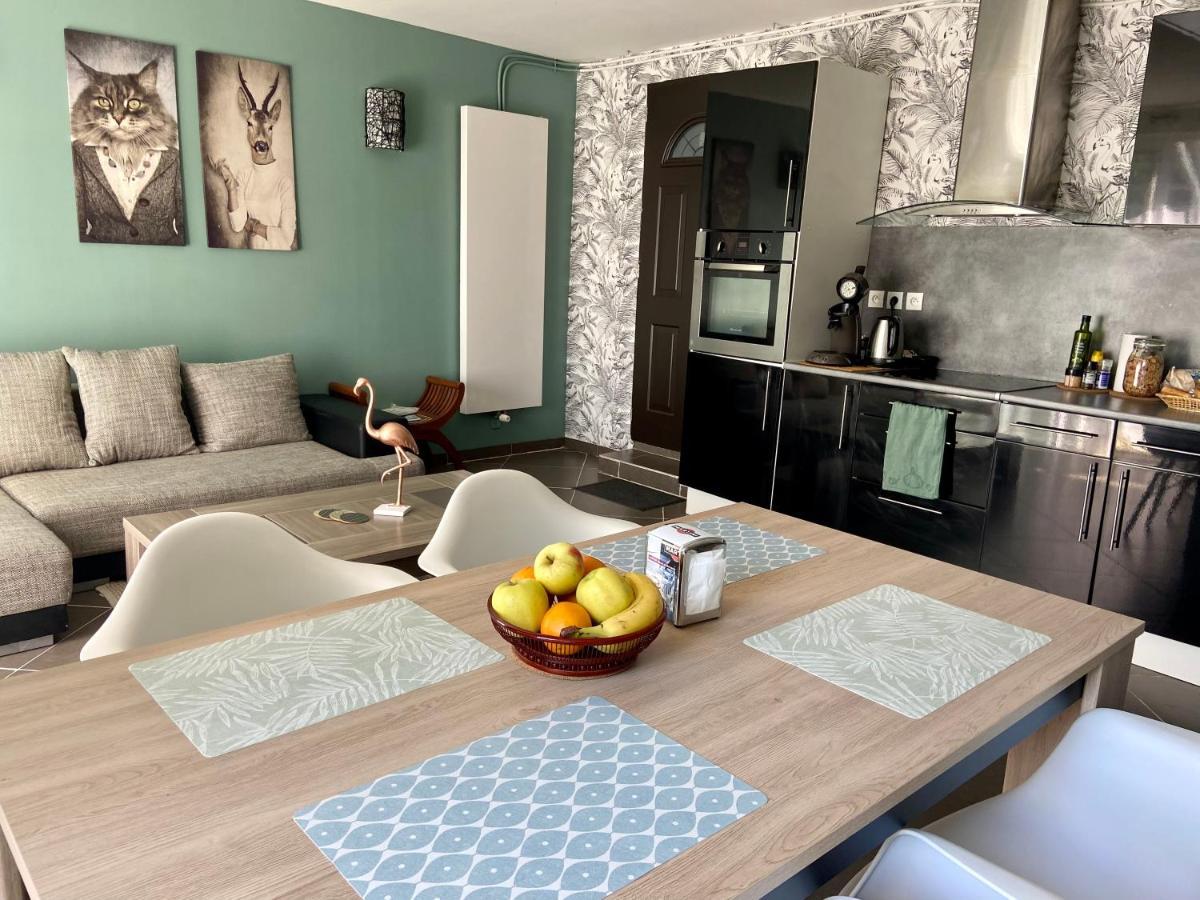 Les Perdrix Apartment Charleville-Mezieres Bagian luar foto
