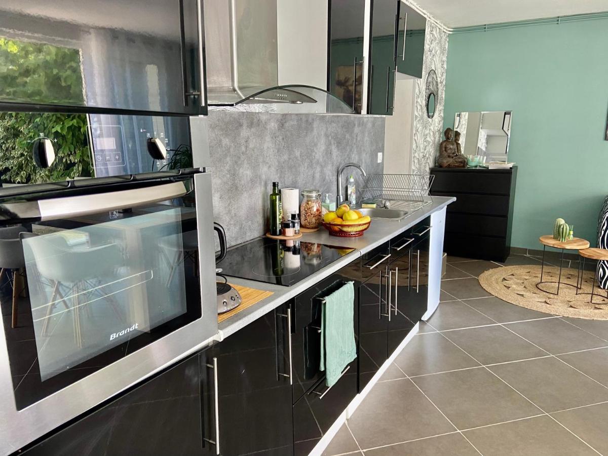 Les Perdrix Apartment Charleville-Mezieres Bagian luar foto