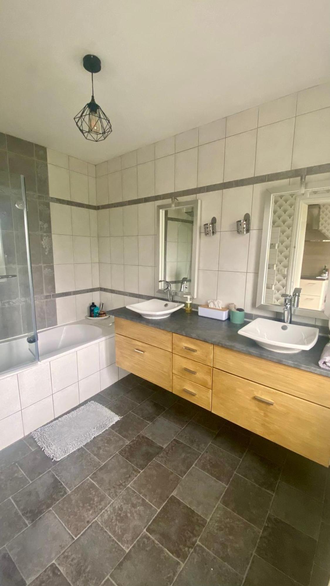 Les Perdrix Apartment Charleville-Mezieres Bagian luar foto